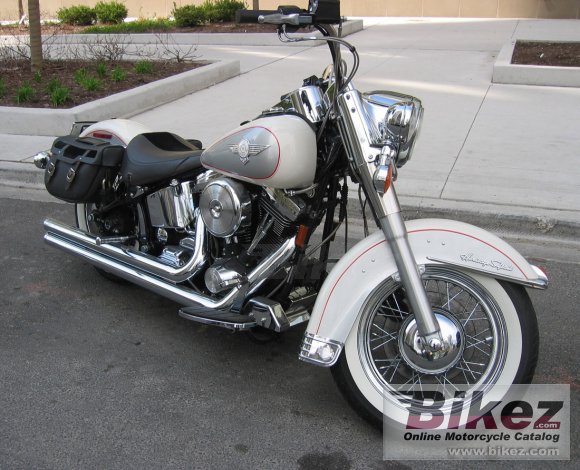 Harley heritage softail 1995 deals
